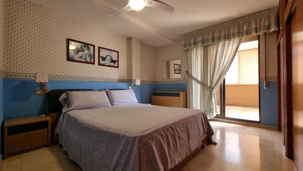Atico Con Terraza Y 2 Habitaciones En Casco Antiguo 貝尼多姆 外观 照片
