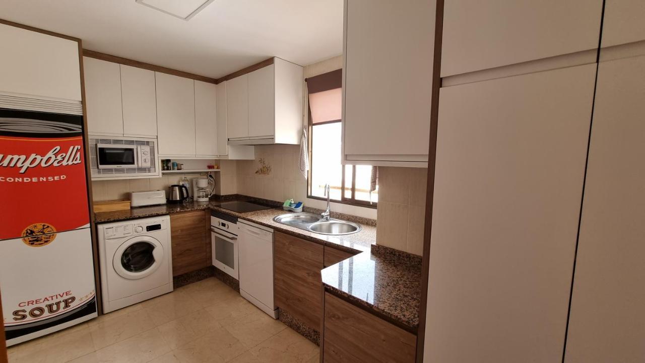 Atico Con Terraza Y 2 Habitaciones En Casco Antiguo 貝尼多姆 外观 照片